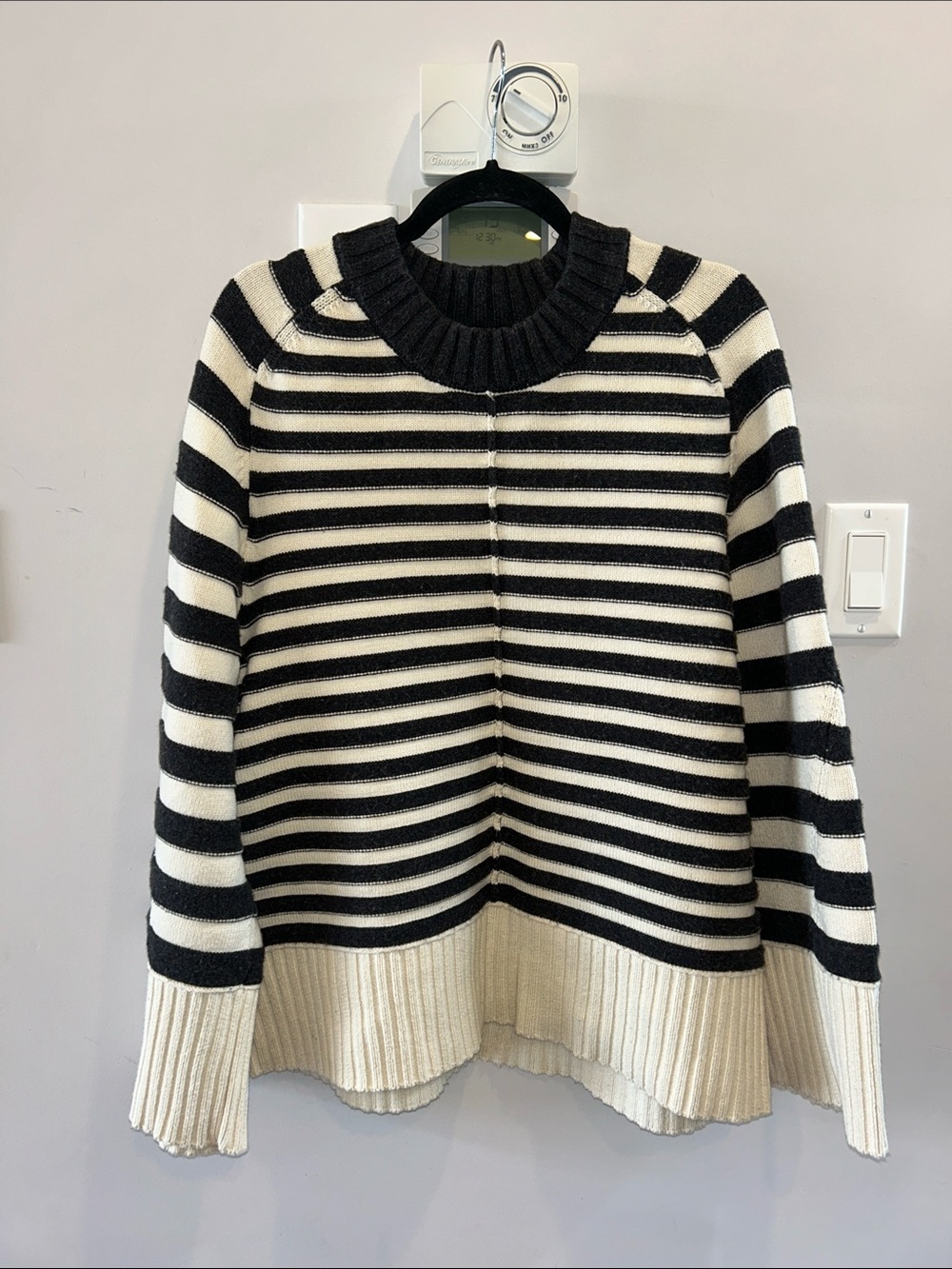 Maeve Anthropologie The Chandler Crew-Neck Relaxed Pullover Sweater - Picture 2 of 8
